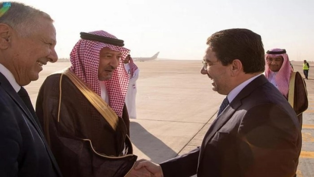 بوريطة يطير للرياض في زيارة لم يكشف عن فحواها