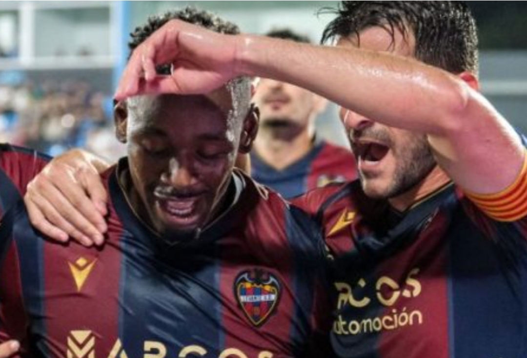 “بولديني” القوي البنية يتألق مجددا بالدوري الإسباني ويطرق أبواب المنتخب المغربي بقوة قبيل المونديال