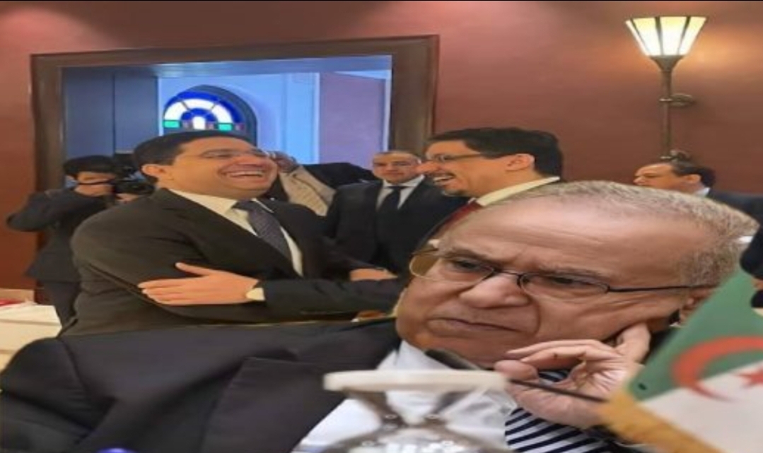 لعمامرة يستقبل جميع وزارء خارجية العرب … إلا بوريطة الذي وصل المطار ولم يجد أحدا !