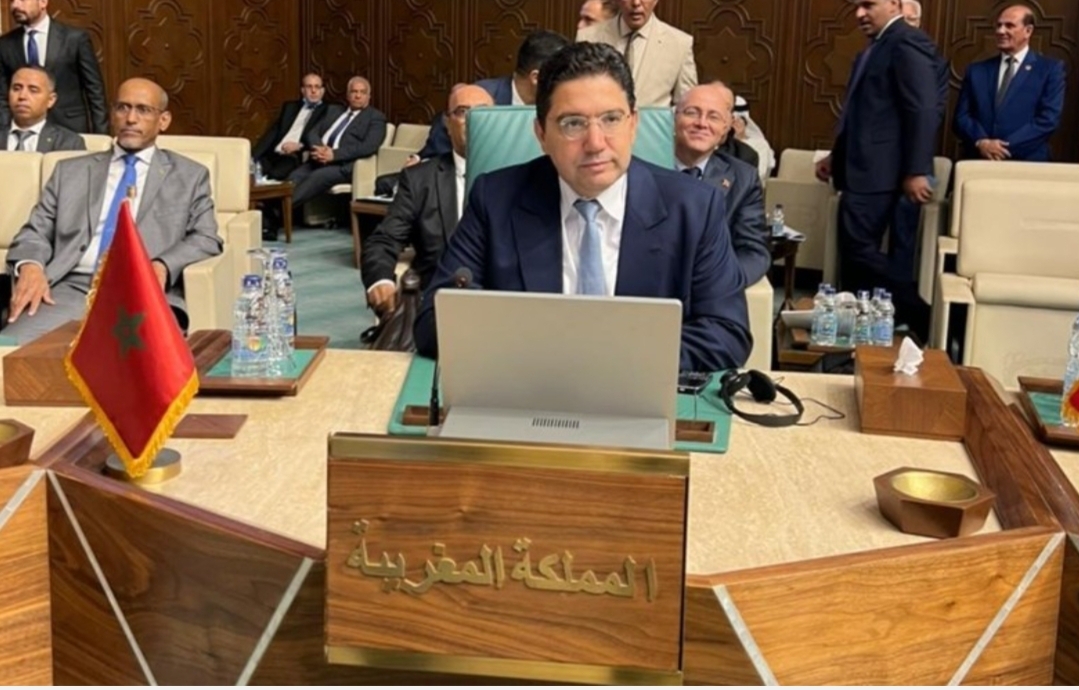 المخابرات الجزائرية تمنع صحافيي وكالة الأنباء الفرنسية والإسبانية ومراسل elpais من ولوج إقامة وزير الخارجية المغربي لإجراء لقاءات صحافية