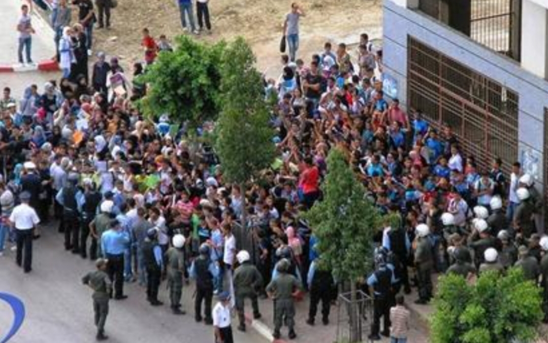 عراك بالسيوف بين 15 شخصا بجانب ثانوية بطنجة يخلف 5 إصابات خطيرة ضمنهم تلميذ