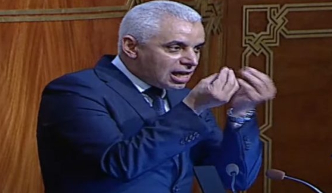 المندوب الإقليمي للصحة بوجدة بخرق القانون بجماعة بني أدرار … والسلطات تلزم الصمت في ورش بناء دون ترخيص !!