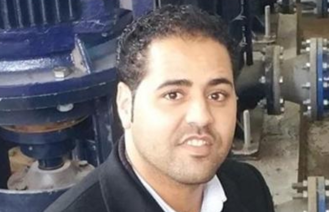 فضيحة :    بعد هروبه لأسبوع … أكبر موزع للخمور بالناظور والدريوش يقرر تسليم نفسه للشرطة القضائية بعد أن سوى ملف متابعته بالرشوة !!