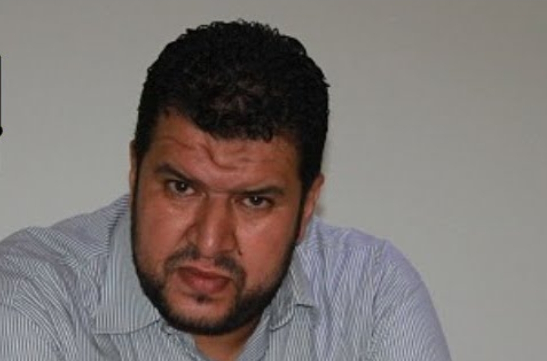فضيحة كلية الناظور … إعتذار الغنوبي عن عضوية لجنة مناقشة دكتوراه رغم عدم توفره على قرار التأهيل الجامعي !!
