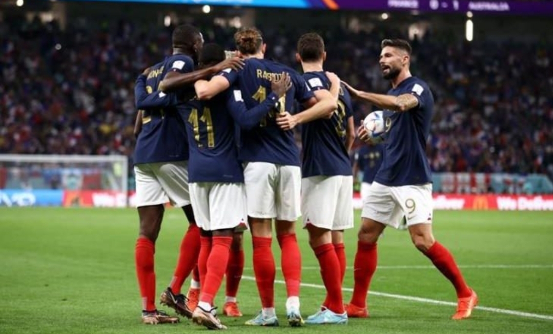 فرنسا أول المتأهلين لدور الثمن من المونديال بعد هزمها للدنمارك