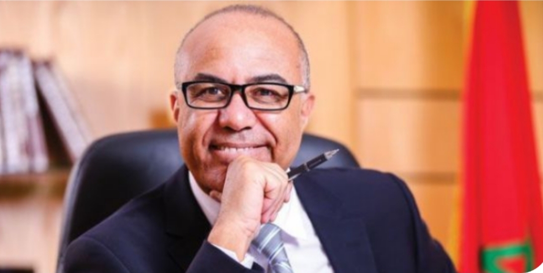 الدكاترة الموظفون بالجامعات “المشكوك في أهليتهم” يتقمصون دور الضحية و يمتنعون عن العمل دون مبرر !