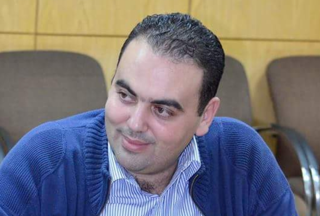 “إمتحان أكبر للعامل”  النائب الأول لرئيس جماعة الحسيمة يعفي بعض التجار من أداء الضرائب
