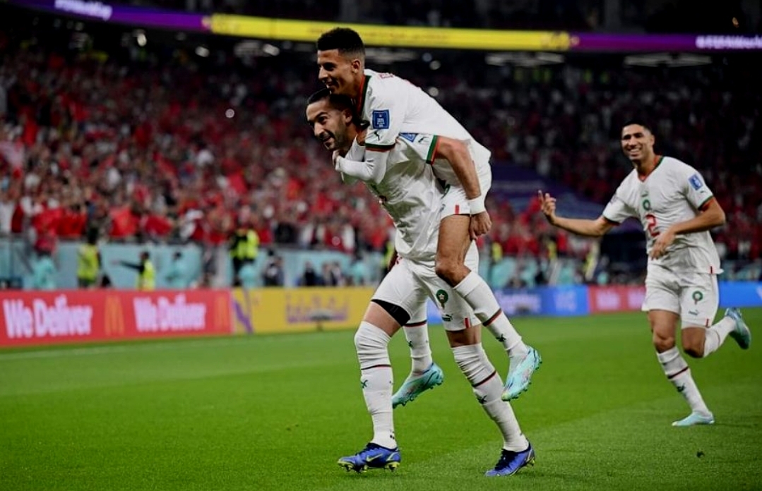 المنتخب المغربي يهزم كندا في “المونديال” ويحقق تأهلا تاريخيا إلى ثمن النهائي وبإمتباز