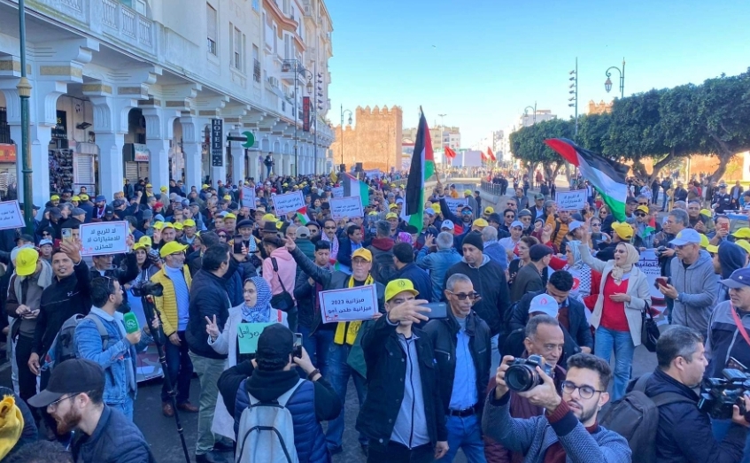 شارك فيها الآلاف … مسيرة ضخمة في الرباط إحتجاجا على غلاء المعيشة
