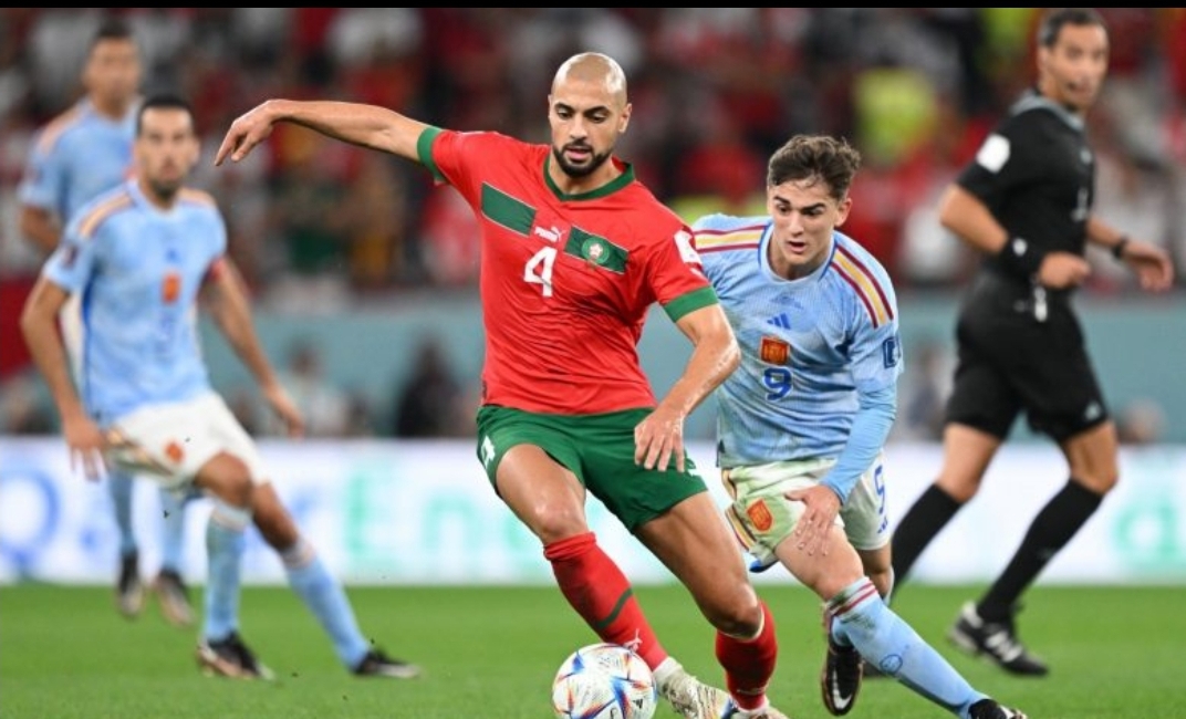 أمرابط أفضل لاعب في مباراة المغرب مع إسبانيا