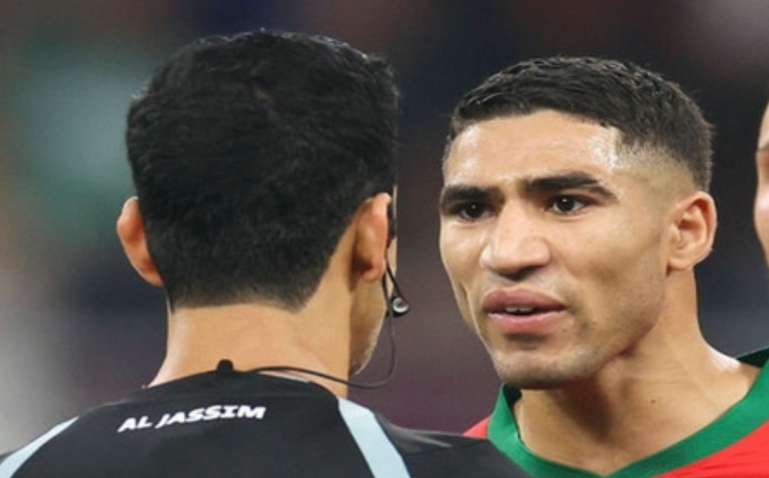 فيديو : رئيس الـ”فيفا” يكشف عن خلافه مع “حكيمي” الذي وصفه بالعظيم ، ويقدم شهادة للتاريخ في حق “الأسود”