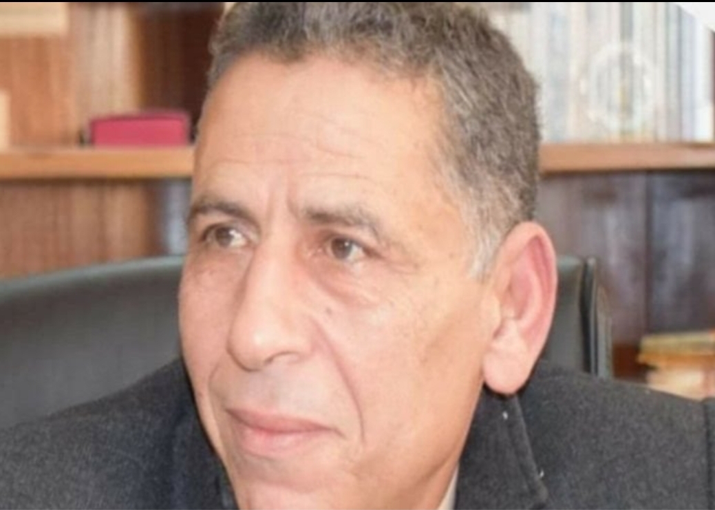 صدور بلاغ توضيحي عن كلية الحقوق بتطوان .. فمتى يصدر بلاغ عميد كلية وجدة ردا على “كواليس الريف” ؟!