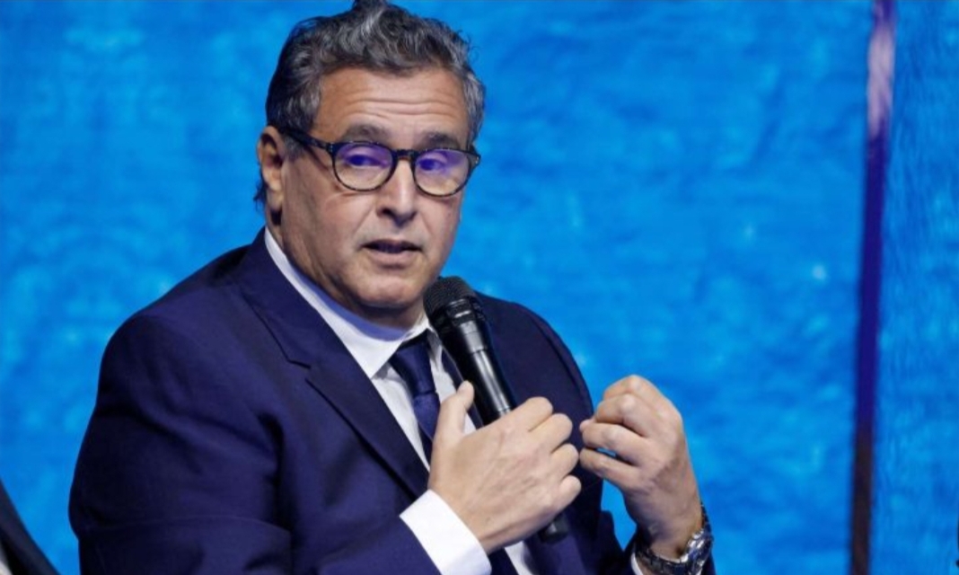 مصدر :     أخنوش يتواطأ مع “مافيا المشاريع والمال” على حساب المغاربة