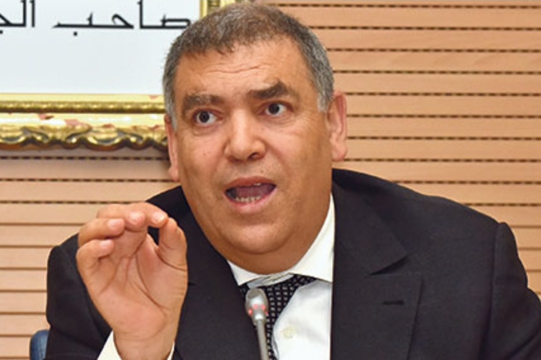 الفساد الأكبر ينخر عمالة إقليم الدريوش وصفقات مشبوهة لرؤساء أقسام مع منتخبين