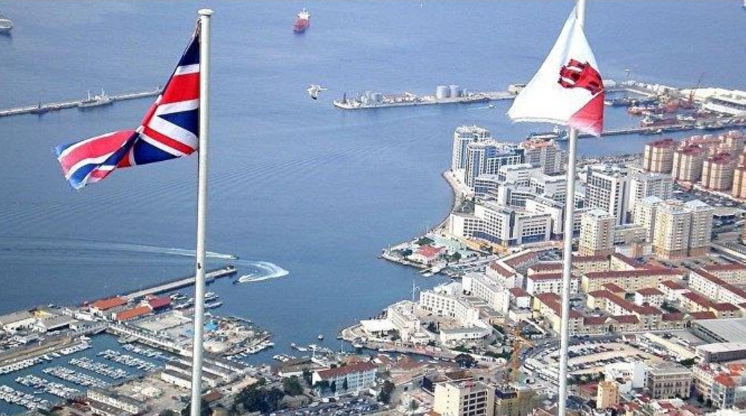 بعد تعثر المفاوضات مع بريطانيا … إسبانيا تخشى استقطاب المغرب لجبل طارق