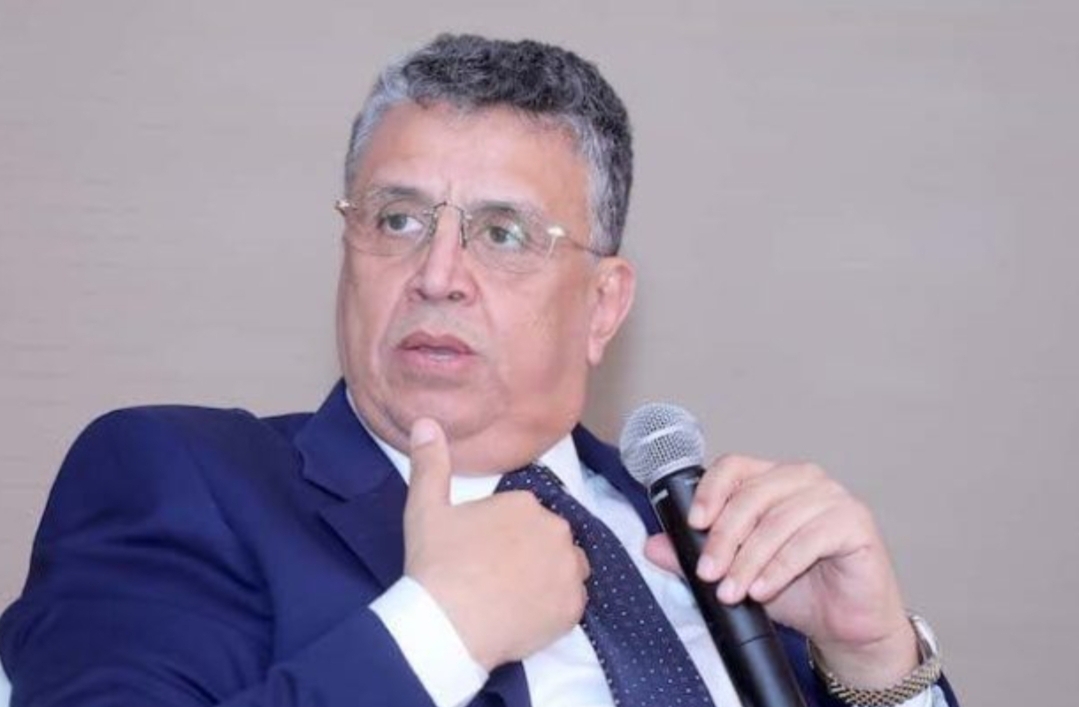 لماذا ابن عبد اللطيف وهبي يريد امتهان المحاماة في المغرب رغم أنه درس حسب زعم والده في كندا وكان يمكن أن يعمل في قطاعات أخرى داخل وخارج المغرب ؟