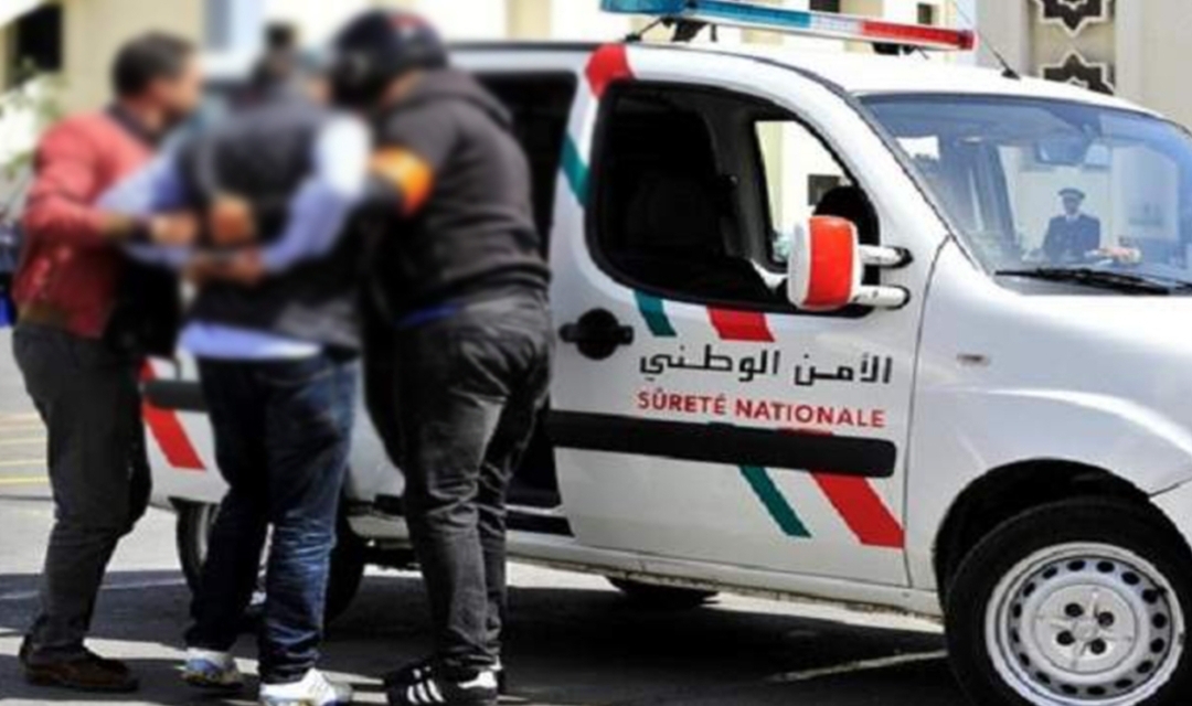 تعنيف موقوفين يجر شرطييْن للتحقيق