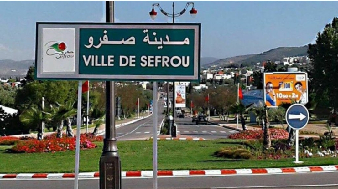 حجز هواتف منتخبين جماعيين بسبب شيكات انتخابية