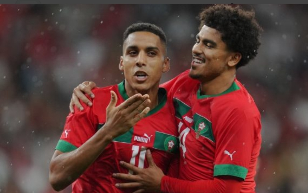 النجم المغربي الصابيري يفضح شابة تحاول إصطياده