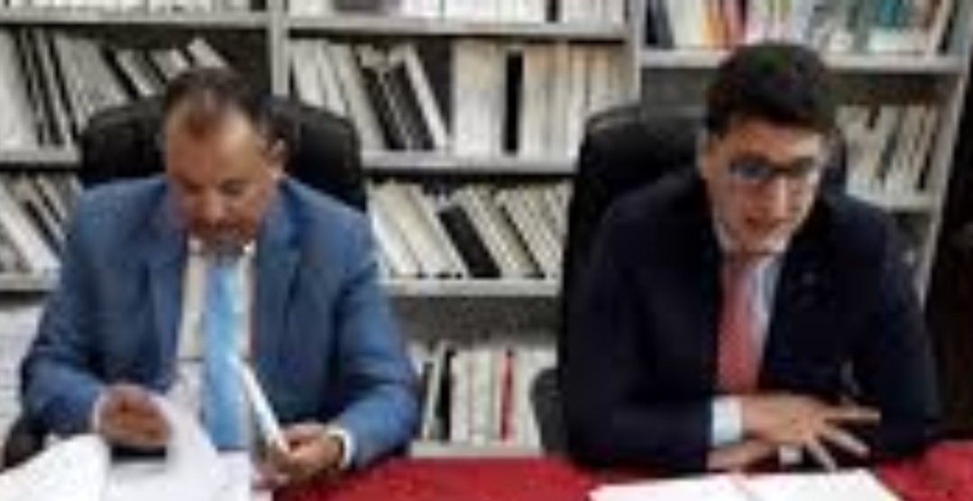 الوزير ورئيس الجامعة لا يقويان على عصابة منظمة مشكلة من أساتذة بكلية الناظور يتاجرون في سلك الدكتوراه