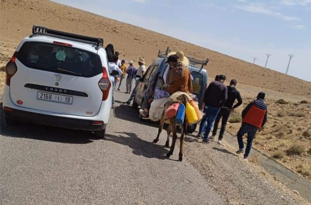 إدانة عطشى خرجوا في مسيرة من أجل شرب الماء بالحبس والغرامة