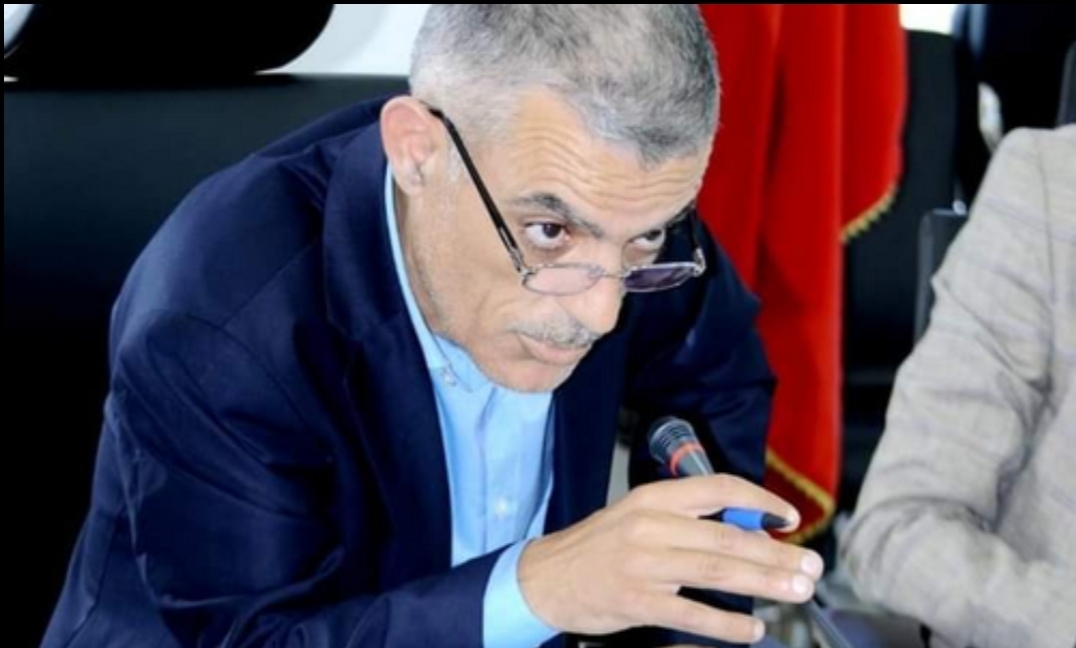كسر وجه نائب رئيس جماعة إمزورن بالحسيمة بسبب فضائح التعمير والرخص الأحادية ونهب الأراضي