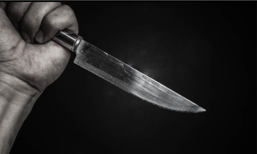 طعن مقاول معروف في مجال العقار وسرقة حقيبة منه تحوي 70 مليون سنتيم