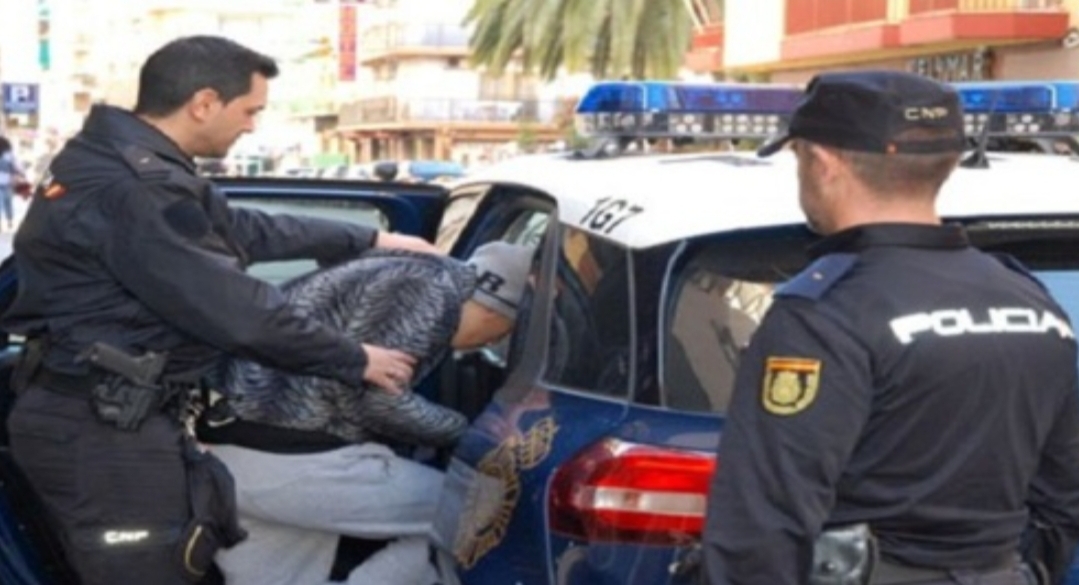 اعتنق الفكر المتطرف في السجن .. محكمة إسبانية تؤيد.طرد جهادي مغربي