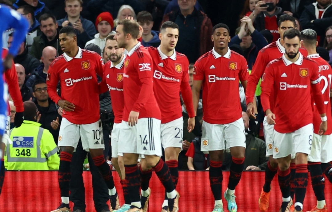 قطر تقدم عرضا رسميا ب 6 ملايير دولار لشراء مانشستر يونايتد
