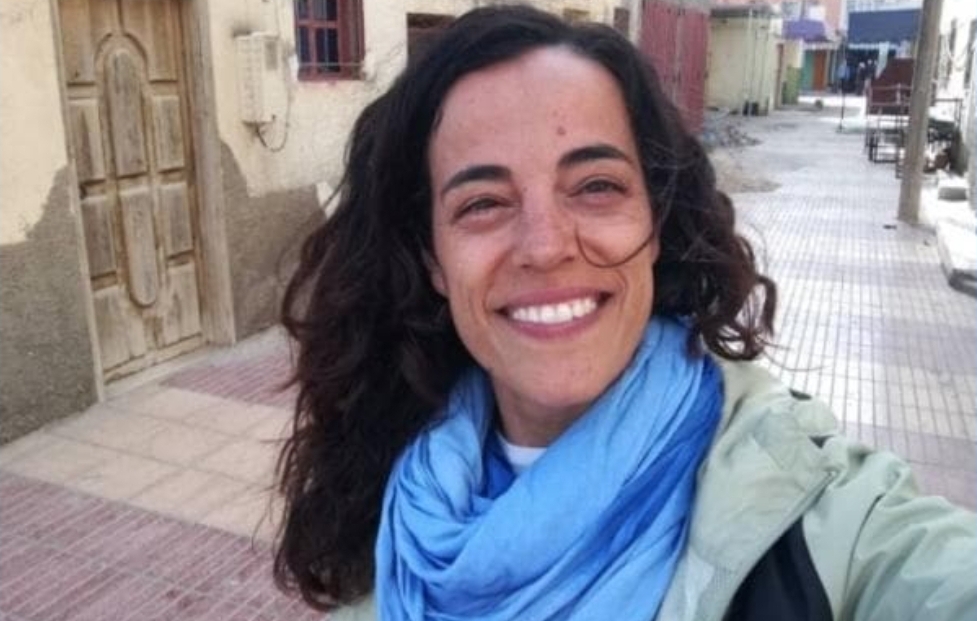 السلطات المغربية تطرد ناشطة إسبانية من كتالونيا موالية لجبهة “البوليساريو”