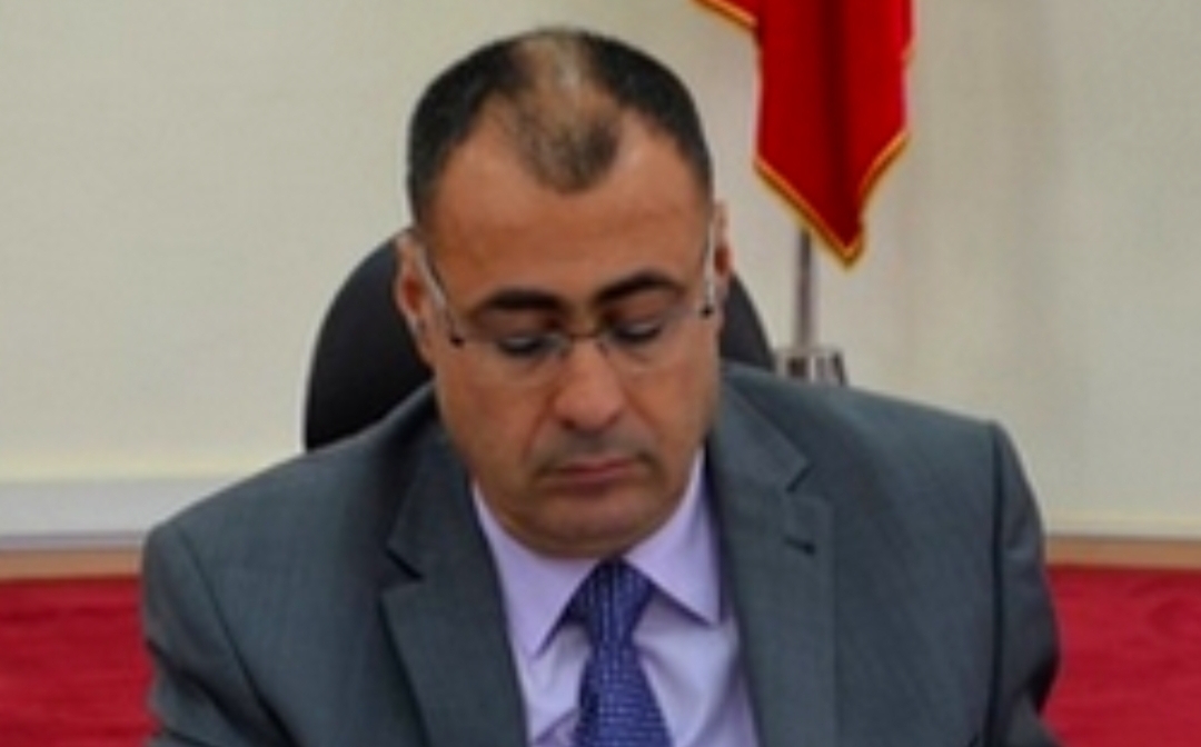 رئيس جماعة إمزورن يتهم رئيس المجلس الإقليمي للحسيمة بتعطيل مصالح الساكنة و “الإبتزاز” !!