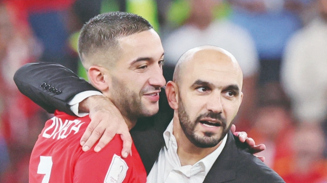 الركراكي يعلن عن أسماء لاعبي المنتخب المغربي لمواجهة البرازيل والبيرو