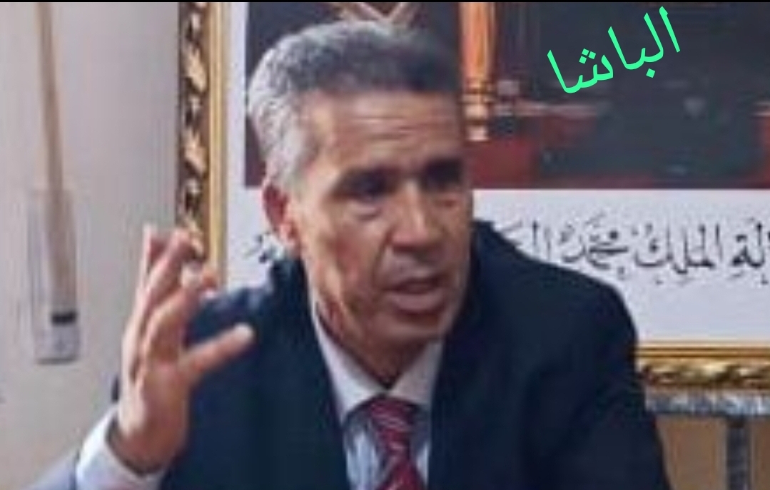 يا عامل الناظور … أتدري بالعصابة التي تنهب رمال شاطئ رأس الماء تحت إشراف الباشا ؟؟