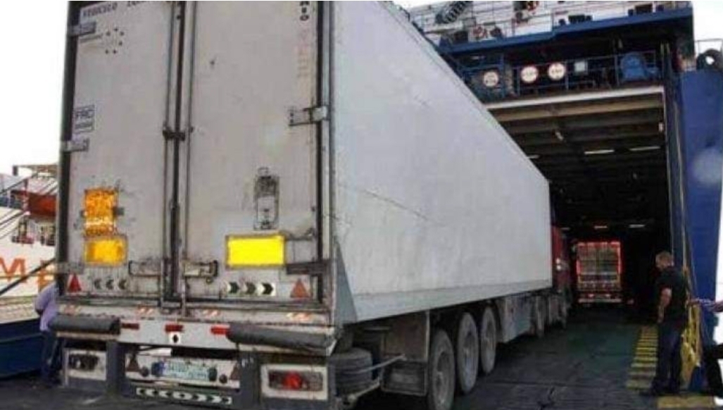 إحباط محاولة تهريب كمية من مخدر الحشيش عبر شاحنة بميناء طنجة