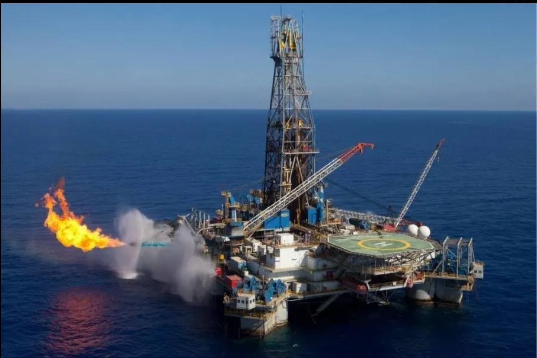 شركة بريطانية عملاقة تبدأ التنقيب عن الغاز في سواحل الصحراء المغربية