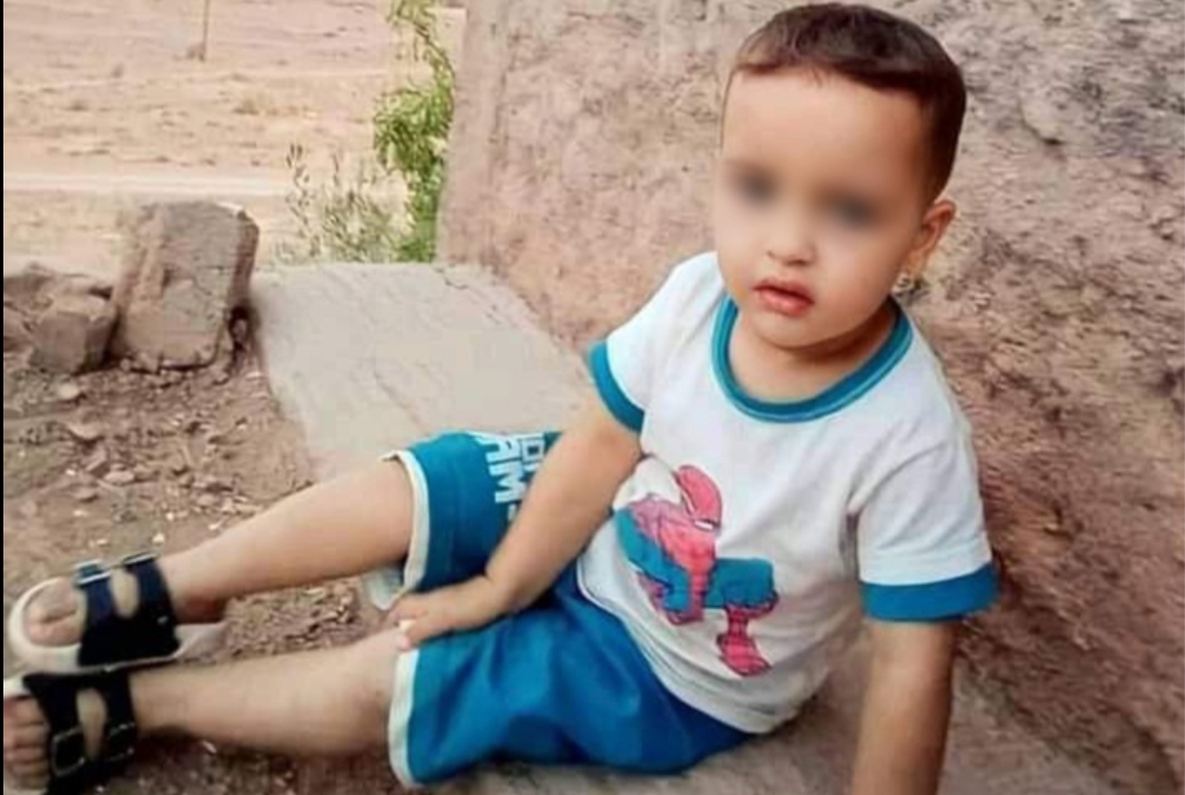 إختفى منذ 3  أسابيع … العثور على طفل مغربي مذبوحا !!