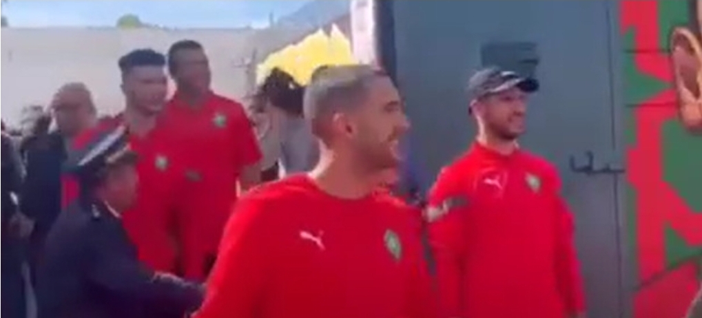 لاعبو المنتخب المغربي في سجن سلا