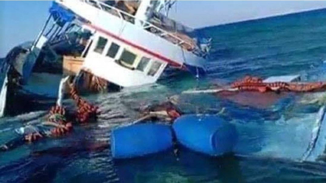 غرق قارب صيد مغربي يخلف 13 قتيلا ونجاة 5