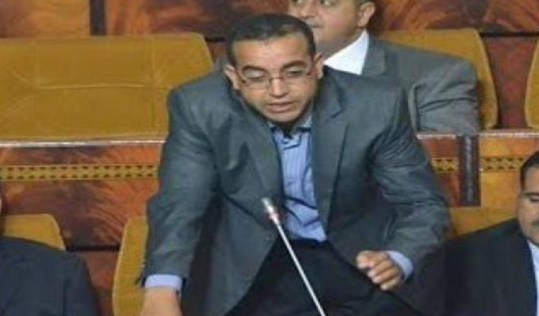 وزارة الداخلية تجمد منح رخص الطاكسيات