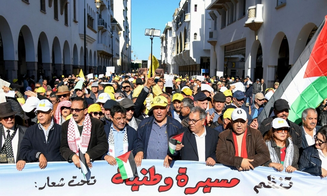 الجبهة الإجتماعية تدعو المغاربة للخروج إلى الشارع إحتجاجا على سياسة الغلاء