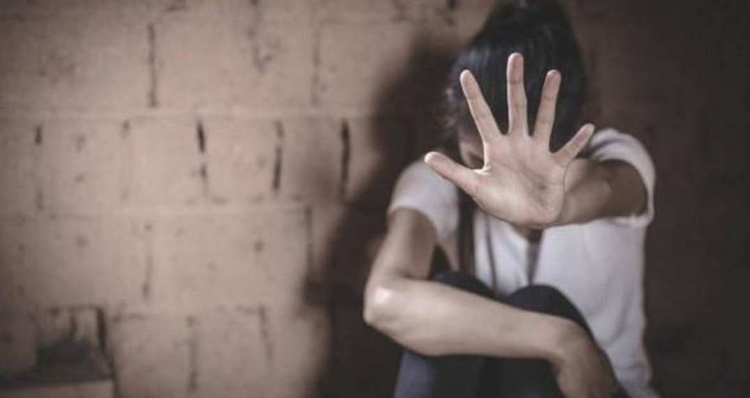 بعد ضجة الحكم المخفف … استئنافية الرباط تحدد موعد جلسات محاكمة “مغتصبي طفلة تيفلت”