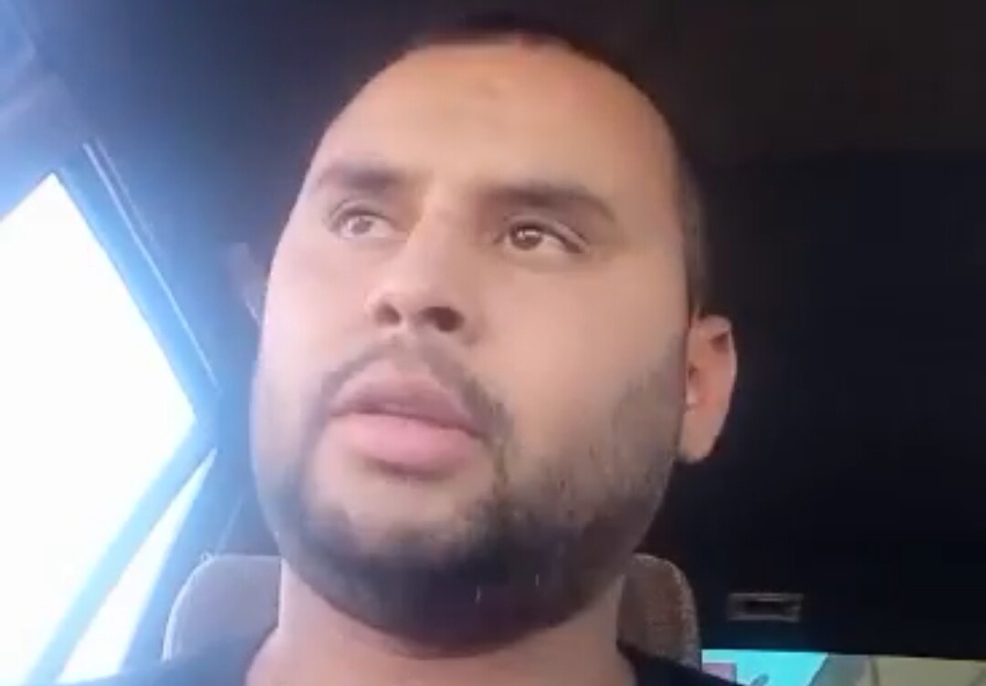 فيديو مرعب يحكي فيه شقيق معتقل نم إستدراجه إلى مركز درك بني أدرار بوجدة لكسر وجهه