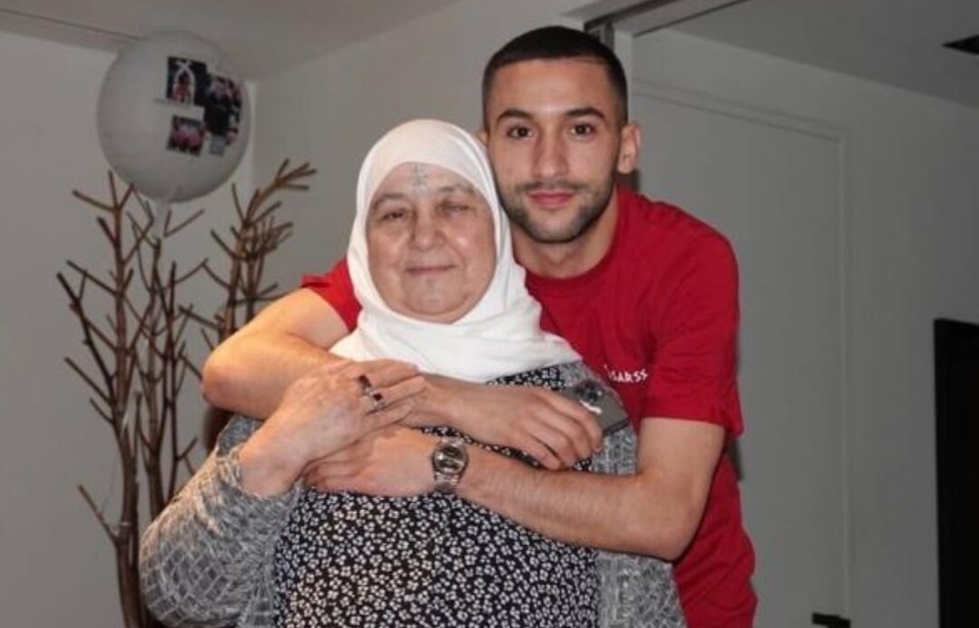 النجم الكبير زياش:    أقدم مساعدات مهمة في الخفاء ولا معنى لإظهارها للعموم … وأمي سيدة بسيطة جدا !