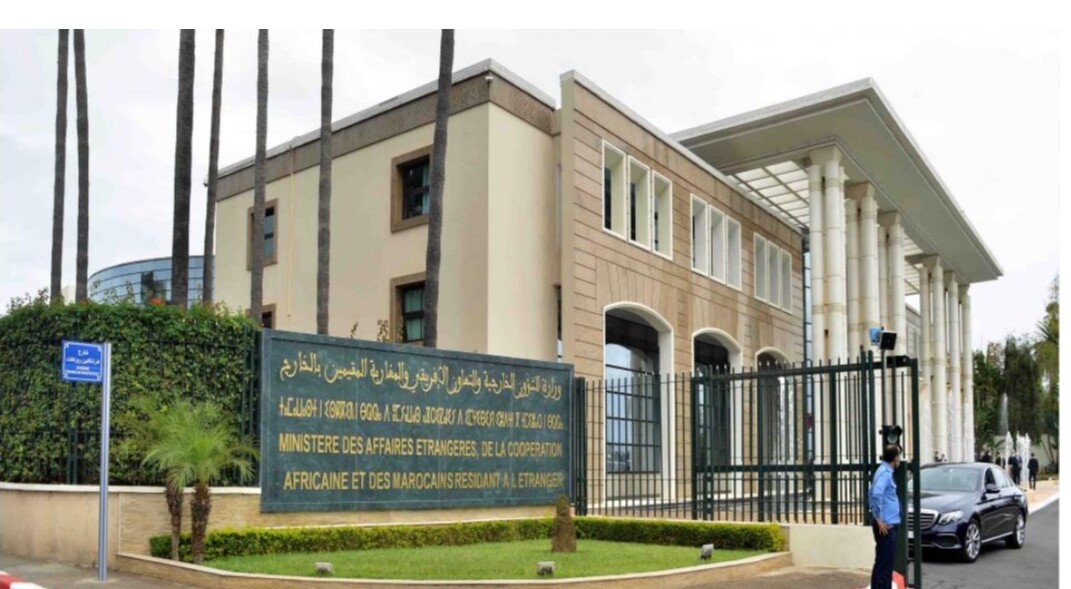 مطالب بإنزال أقصى العقوبات في حق سفير ودبلوماسي مغربي كبير بسبب “البيدوفيليا”