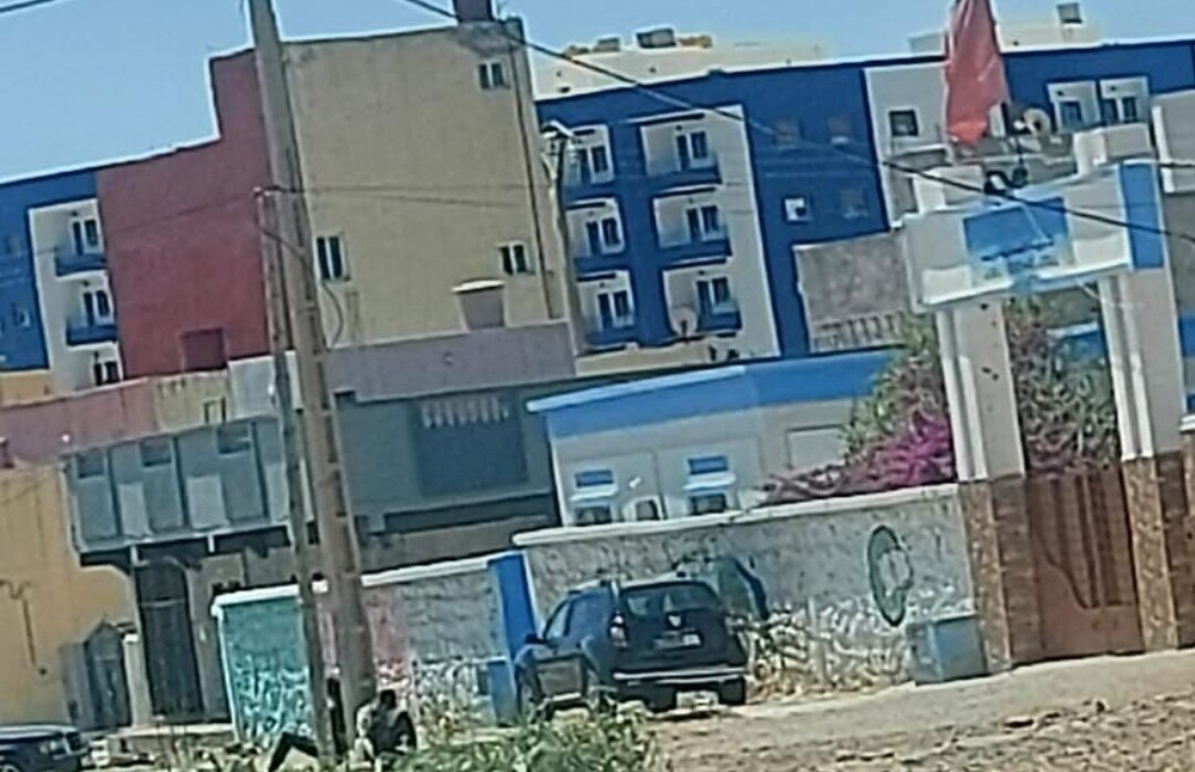 النموذج رئيس جماعة بني بويفرور … استغلال فظيع لسيارات الجماعات بإقليم الناظور لأغراض شخصية يسائل العامل ؟