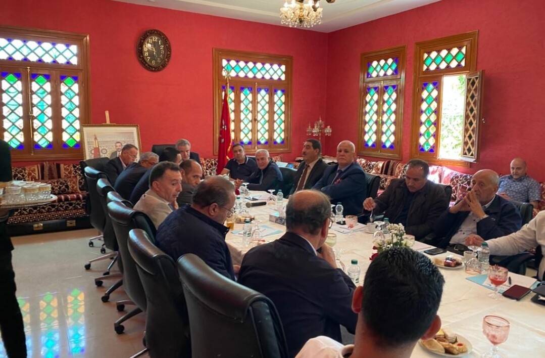 إجتماع على وليمة بمنزل الرحموني بالناظور بين كبار ومناضلي حزب التجمع الوطني للأحرار بالشرق .. قبل حلول أخنوش !