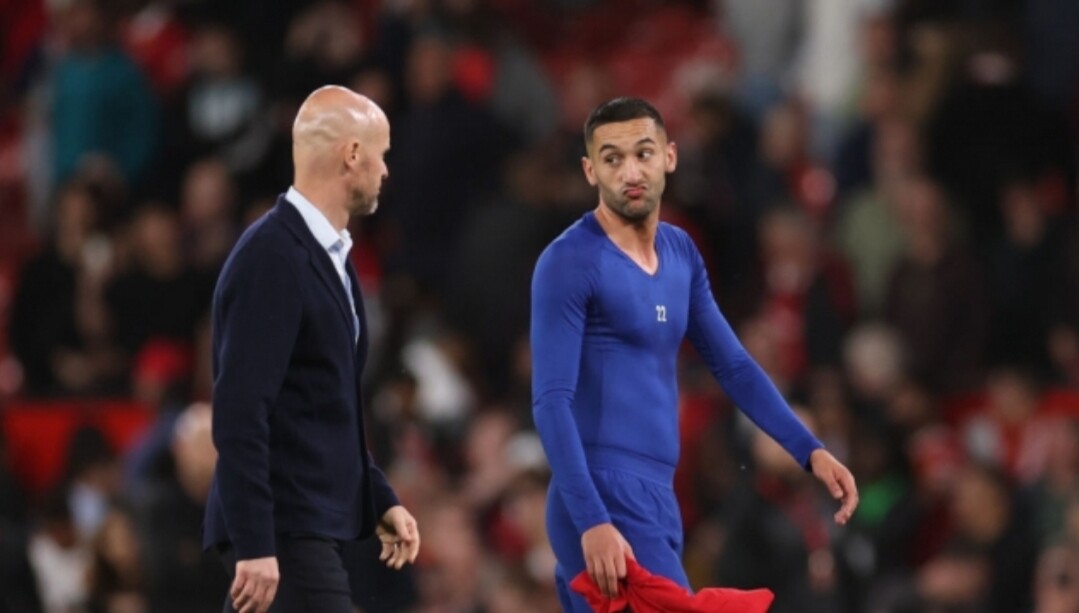 مدرب مانشيستر يهاجم تشيلسي بسبب زياش:  هو لاعب كبير مكانه الملعب وليس البدلاء