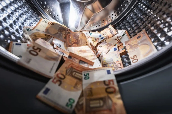 تم استبعاد المغرب من قائمة البلدان الخاضعة للمراقبة في مجال غسيل الأموال من قبل المفوضية الأوروبية