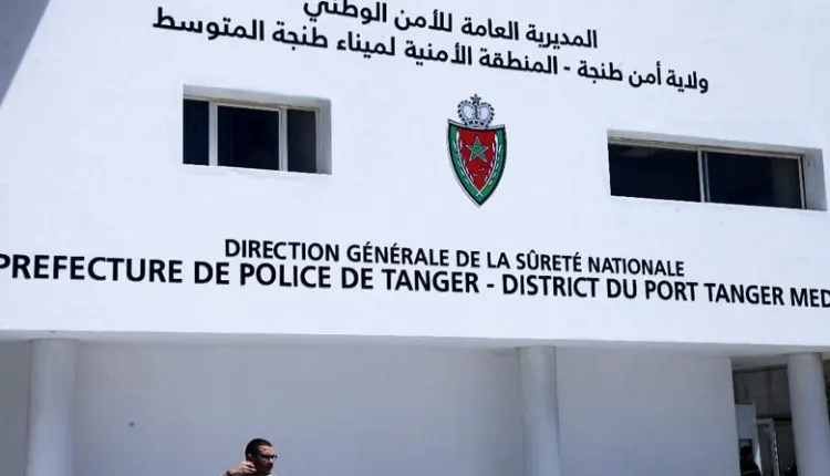 اعتقال شرطي متلبس بحيازة كمية من المخدرات ومبلغ 50 مليون سنتيم