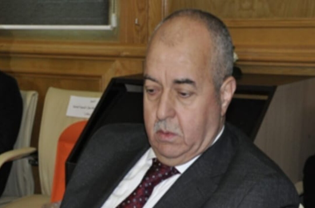 النقاش دار حول موقف السلطة المتقلب من الإنتخابات التشريعية المرتقبة بالدريوش … إجتماع البرلماني مكنيف مع خادميه بن شعيب وبوصميض